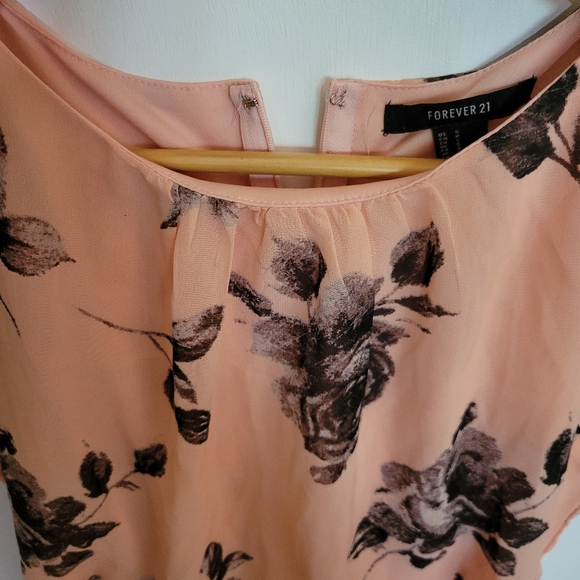 Forever 21 dress - Picture 5 of 7